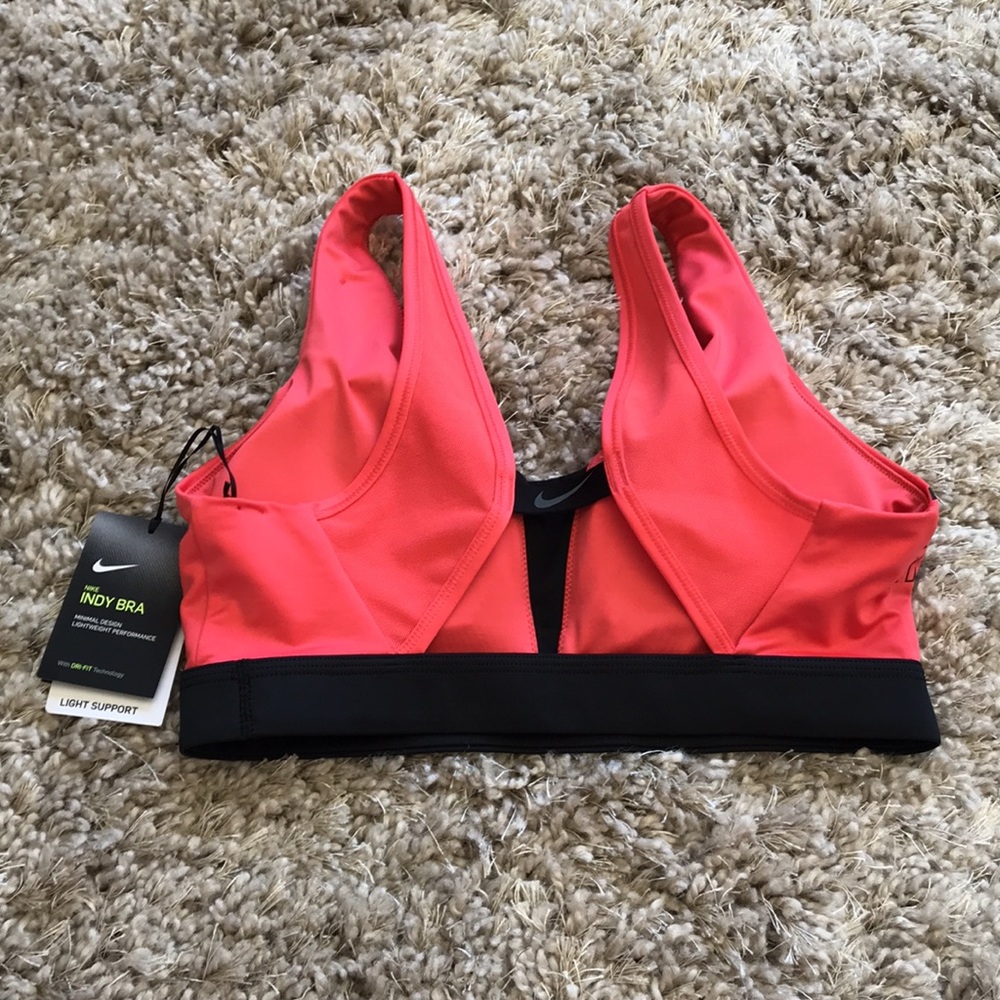 Nike Women’s Light Support Indy Sportsbra-NEW - Picture 2 of 7